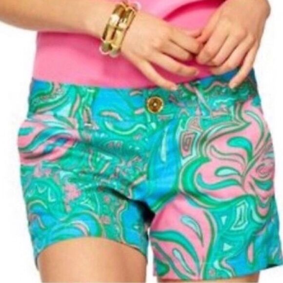 Lilly Pulitzer Pants - Lilly Pulitzer Women Callahan Shorts Lilly Lounge Print